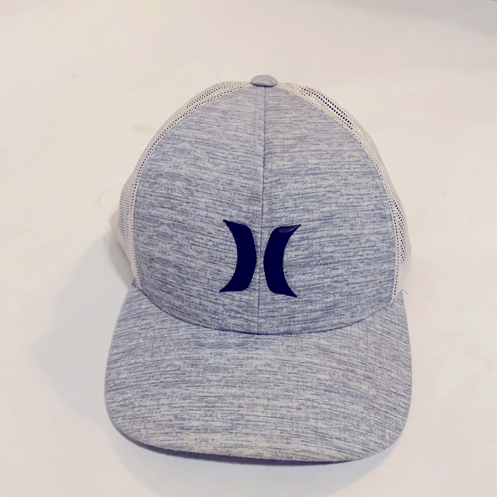 Gray and White Hurley Men’s Hat